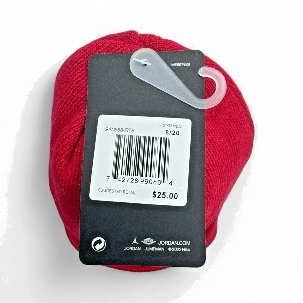 Nike Air Jordan Youth Beanie – Gym Red – 8/20‎ Jumpman Logo
